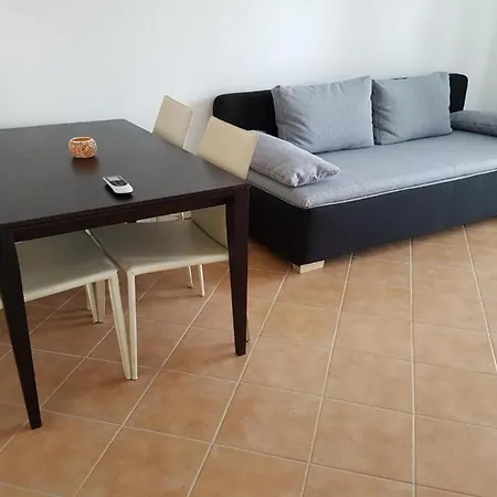 Apartments Drago - Apartments Vrboska